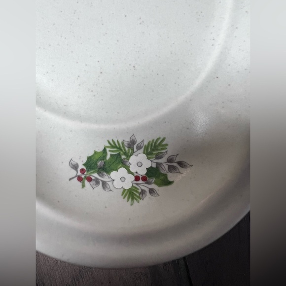 VINTAGE Pfaltzgraff Christmas Heirloom Scalloped 8" Oval Dish #601 Retired USA - Picture 6 of 8